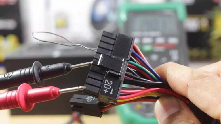 Qué voltajes proporciona una fuente de PC y cómo se utilizan 17 conexiones de voltaje en fuente de pc