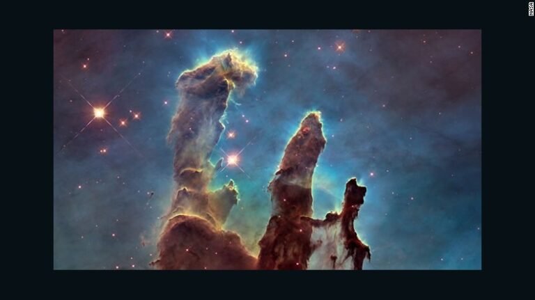 dios en contemplacion ante el universo