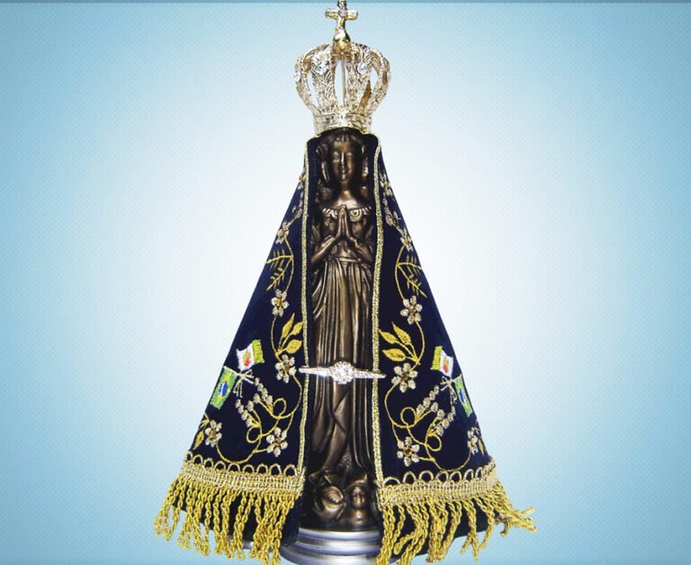 Por qué es tan importante la devoción a Nuestra Señora de Aparecida 23 escultura de nuestra senora de aparecida