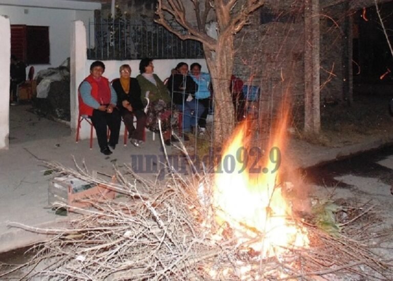 fogata en celebracion de san juan