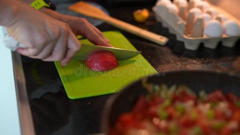 ingredientes frescos en una cocina luminosa