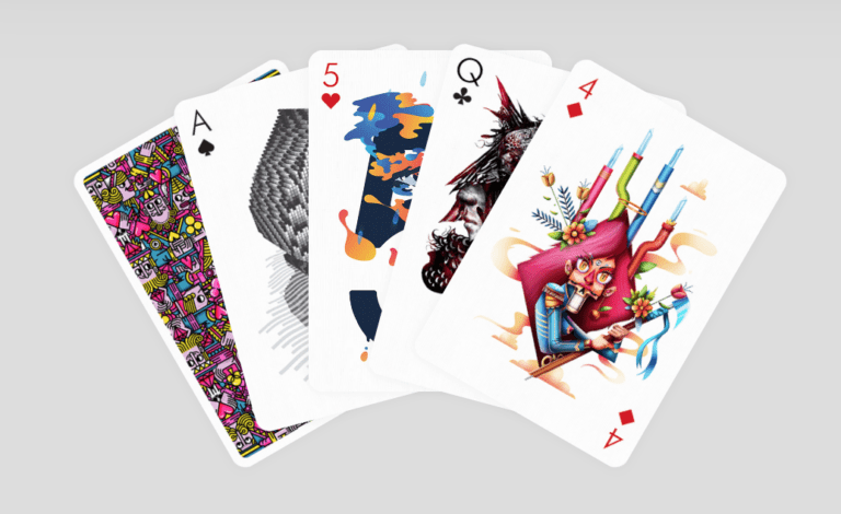 mazo de cartas coloridas y creativas