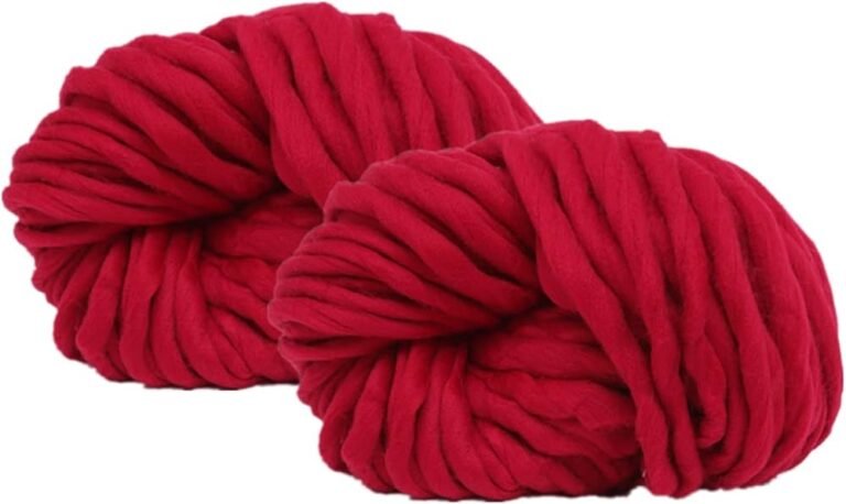 muestra de diferentes ovillos de lana gruesa