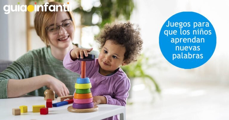 ninos jugando con juguetes usando pronombres