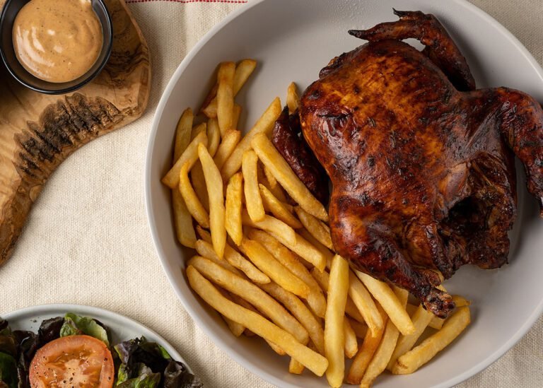 Qué deliciosas comidas peruanas con pollo puedo preparar en casa 9 plato de pollo a la brasa peruano