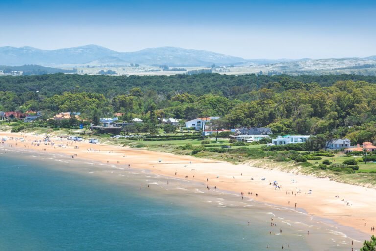 playa paradisiaca de punta del este