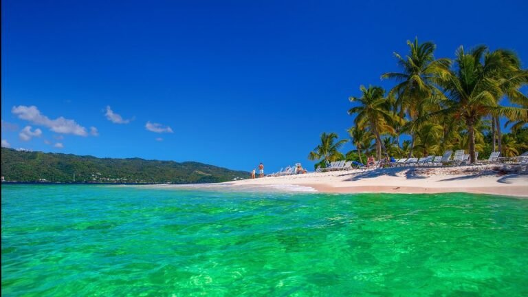 Dónde se encuentra el hotel Bahía Príncipe Grand Portillo en República Dominicana 17 playa paradisiaca en republica dominicana