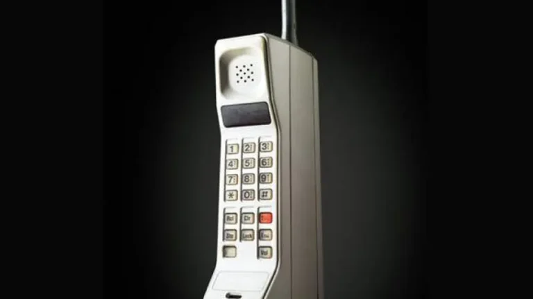 primer celular motorola dynatac 8000x