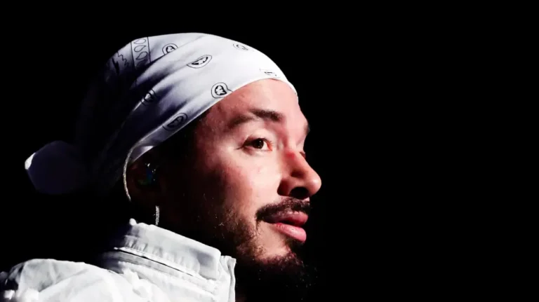 retrato de j balvin en concierto