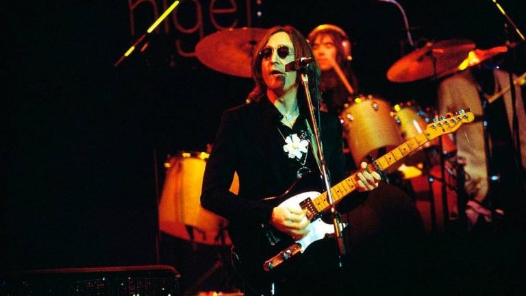 Cuándo nació John Lennon y cuáles fueron sus aportes a la música