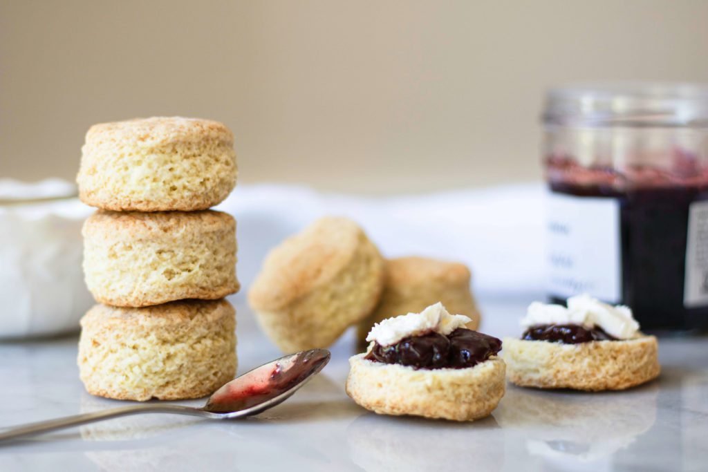 Dónde encontrar la receta de scones de queso de Juan Manuel Herrera